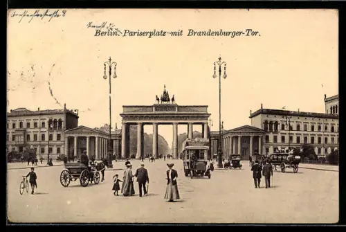 AK Berlin, Brandenburger Tor mit Pariser Platz