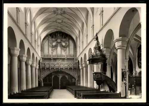 Foto-AK Deutscher Kunstverlag, NR 3: Konstanz, Münster, Mittelschiff, Arkaden Ende 11 Jahrhundert