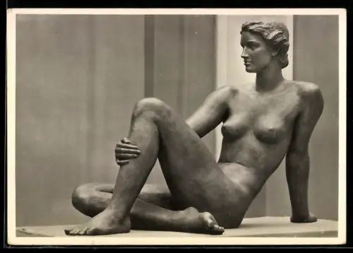 Künstler-AK Fritz Klimsch: Galatea, Skulptur einer sitzenden nackten Frau, Frauenakt