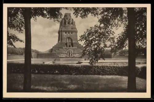 AK Leipzig, Blick von den Anlagen zum Völkerschlachtdenkmal