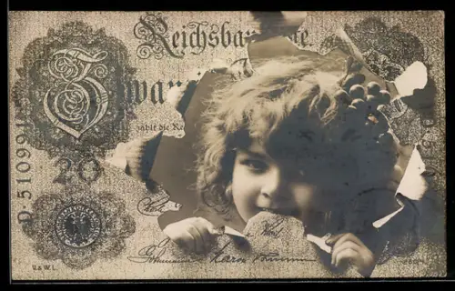 AK Portrait eines lächelnden Kindes mit Beeren in den Haaren im Geldscheinpassepartout