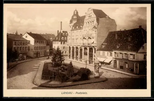 AK Landau, Partie am Postplatz mit Grünanlage