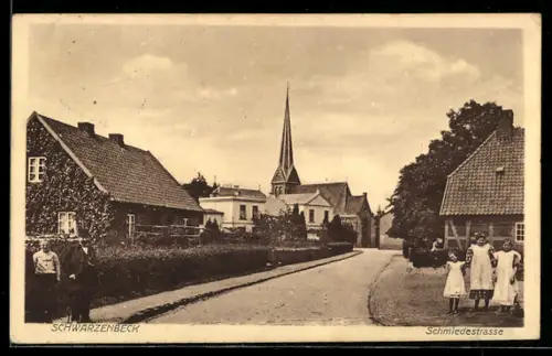 AK Schwarzenbek, Schmiedestrasse mit Kirche