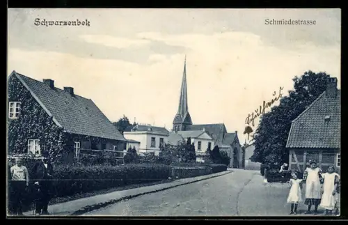 AK Schwarzenbek, Schmiedestrasse mit Kirche