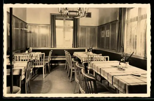 AK Möhringen /F., Bäckerei, Konditorei und Café am Spitalhof, Inh. Fritz Illi, Vaihingerstrasse 45, Gastraum