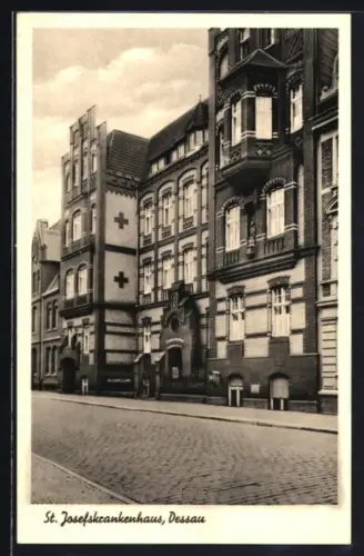 AK Dessau, St. Josefskrankenhaus, Ansicht von der Strasse