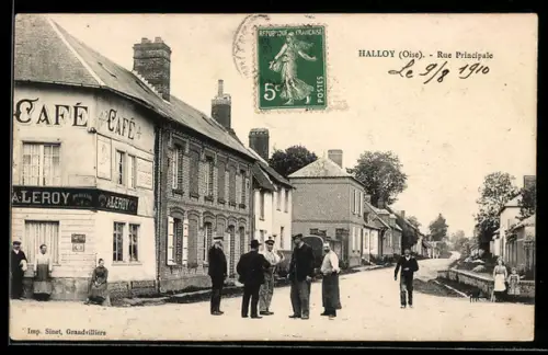 AK Halloy /Oise, Rue Principale avec le café et des habitants se tenant devant les bâtiments