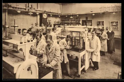 AK Passy-Froyennes, Le laboratoire de chimie