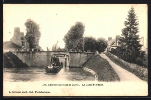 AK Grignon, Le Canal d`Orléans avec péniche sous le pont
