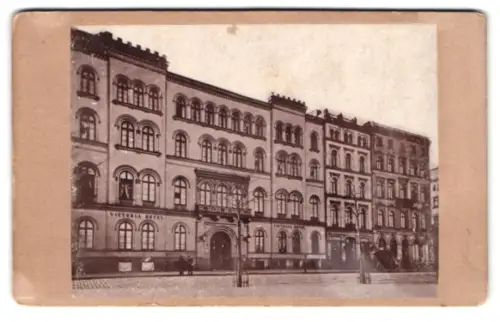 Fotografie H. Priester, Hamburg, Eilbeck-Ottostrasse 36, Ansicht Hamburg, Strassenansicht des Victoria Hotels