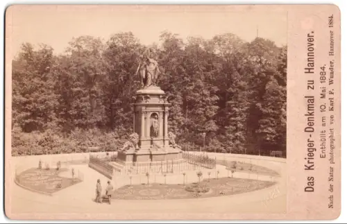 Fotografie Karl F. Wunder, Hannover, Ansicht Hannover, Krieger-Denkmal, enthüllt 1884