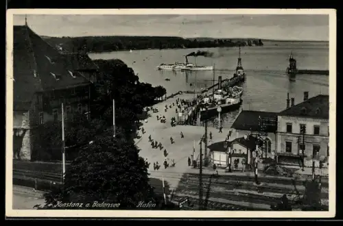 AK Konstanz / Bodensee, Blick auf den Hafen