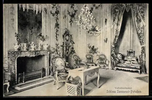 AK Potsdam, Schloss Sanssouci, Blick in das Voltairezimmer