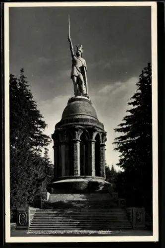 AK Hermannsdenkmal im Teutoburger Wald, Frontalansicht