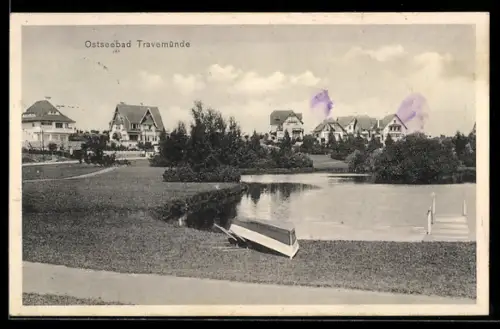 AK Travemünde, Parkteich mit Booten und Villen