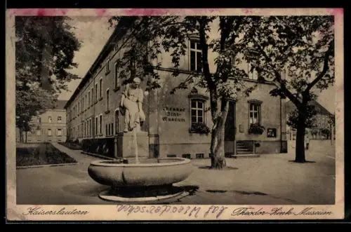 AK Kaiserslautern, Theodor-Zink-Museum, Brunnen mit Statue