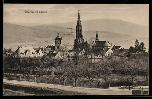 AK Bühl /Baden, Stadtansicht mit Kirche und Türmen