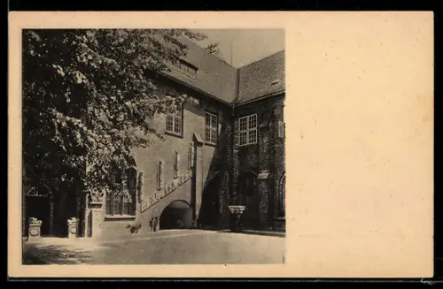 AK Lübeck, Museum für Kunst u. Kulturgeschichte, Im Hof