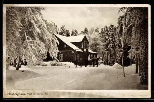 AK Friedrichroda i. Thür., Heuberghaus am Rennsteig, Inh. Max Höhne, Winteransicht