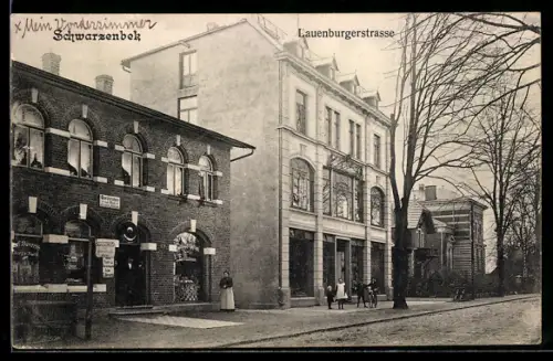 AK Schwarzenbek, Lauenburgerstrasse mit Geschäften