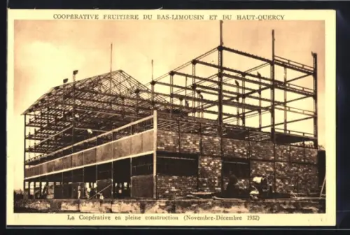 AK Les Quatre-Routes, La Coopérative en pleine construction 1932