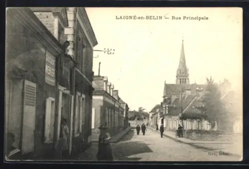 AK Laigné-en-Belin, Rue Principale et église en arrière-plan