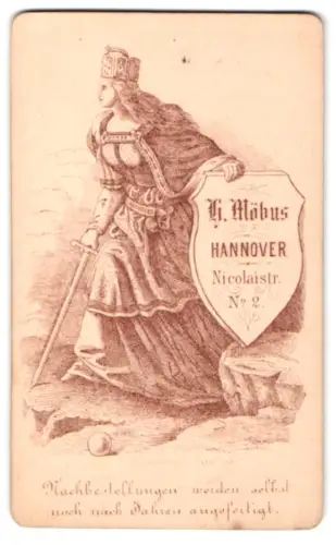 Fotografie H. Möbus, Hannover, Nicolaistr. 2, Germania mit Schwert und Schild mit dem Namen des Ateliers