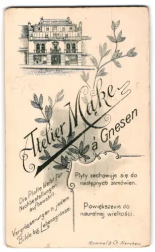 Fotografie Atelier Make, Gnesen, Aussenansicht des Ateliers, Name des Fotografen mit filigranen Blättern verziert