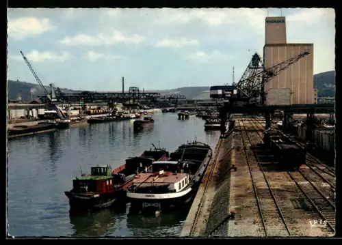 AK Stuttgart, Neckarhafen mit Lastkähnen