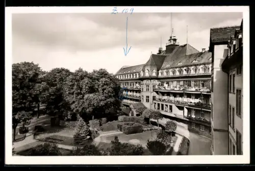 AK Frankfurt-Nordend, Marienkrankenhaus, Gartenansicht