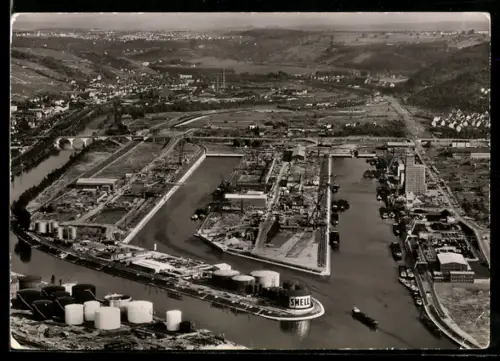 AK Stuttgart, Neckarhafen aus der Vogelschau, Shell-Lager