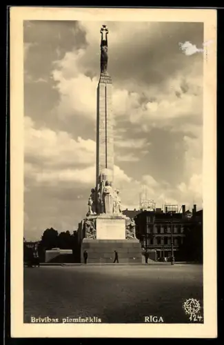 AK Riga, Brivibas piemineklis