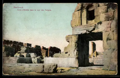 AK Baalbeck, Porte d`Entrée dans la cour des Temples