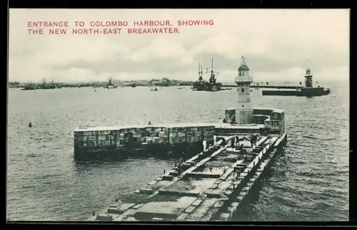 AK Colombo, Entrance to Harbour, showing the New North-East Breakwater, Leuchtturm