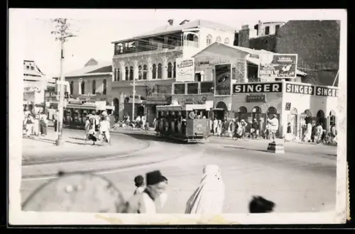 AK Karachi, Strassenpartie mit Strassenbahn