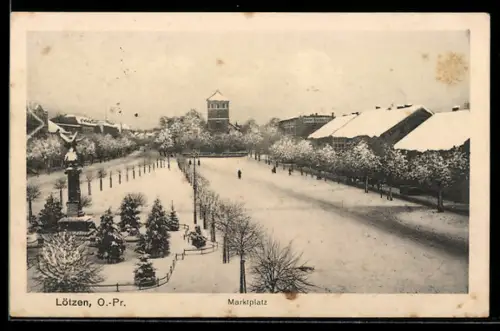 AK Lötzen /O.-Pr., Marktplatz im Winter