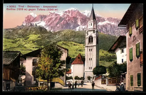 AK Cortina, Ortsansicht mit Kirche gegen Tofana