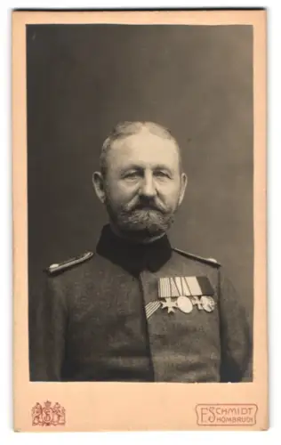 Fotografie F. Schmidt, Hombruch-Barop, Oberleutnant mit gr. Ordensspange, Kreuz für Kriegshilfsdienst, Centenar-Med.