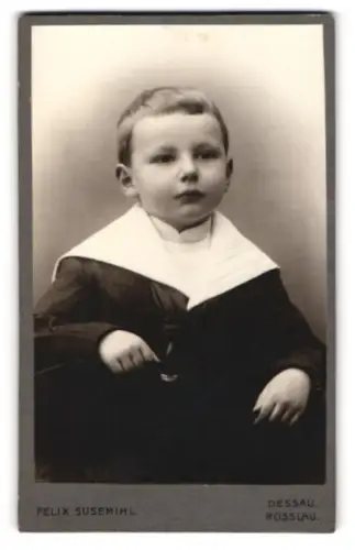 Fotografie Felix Susemihl, Dessau, Porträt eines Jungen