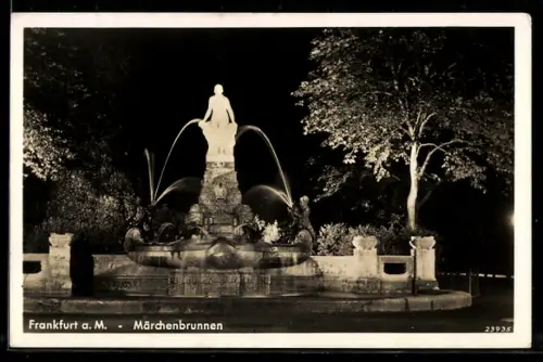 AK Frankfurt /Main, Märchenbrunnen bei Nacht
