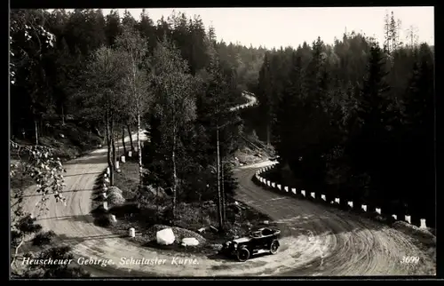 AK Heuscheuer-Gebirge, Schulaster Kurve, Strassenpartie