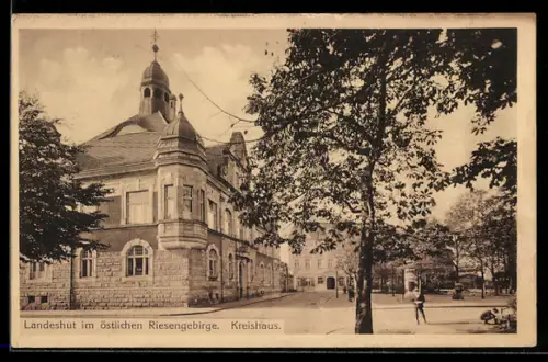 AK Landeshut /Riesengeb., Partie am Kreishaus