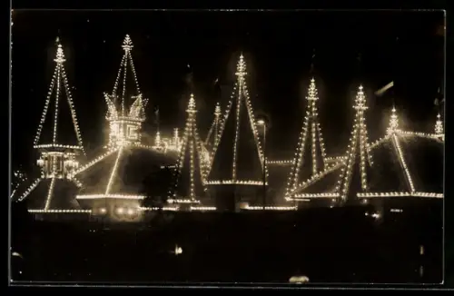 AK Java, Palast mit festlicher Beleuchtung bei Nacht