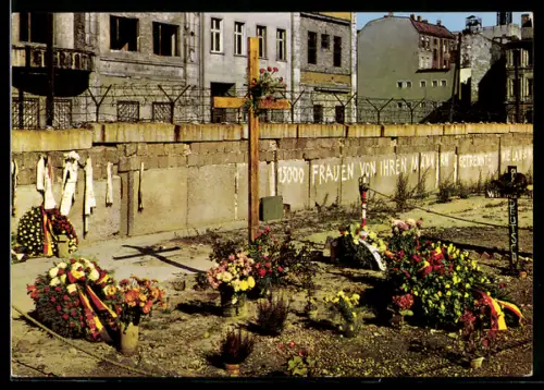 AK Berlin, deutsch-deutsche Grenze, Mahnmal Peter Fechter am Checkpoint Charlie