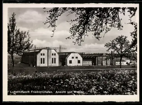 AK Friedrichshafen, Ansicht der Luftschiffwerft
