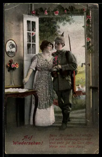 AK Soldat in Uniform und mit Gewehr steht mit einer Frau am Hauseingang
