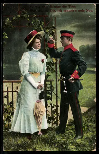 AK Soldat in Uniform steht bei einer schönen Frau mit Hut, Soldatenliebe