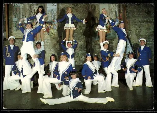 AK Köln, Tanzkorps Müllemer Junge auf einer Bühne