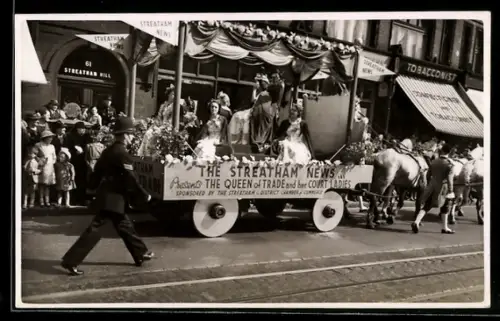 AK Faschingsumzug mit der Queen of Trade auf ihrem Festwagen