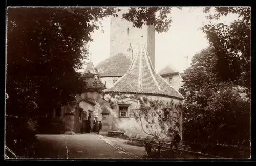 Foto-AK Aalen, Zufahrtsstrasse zur Burg, Bergfried